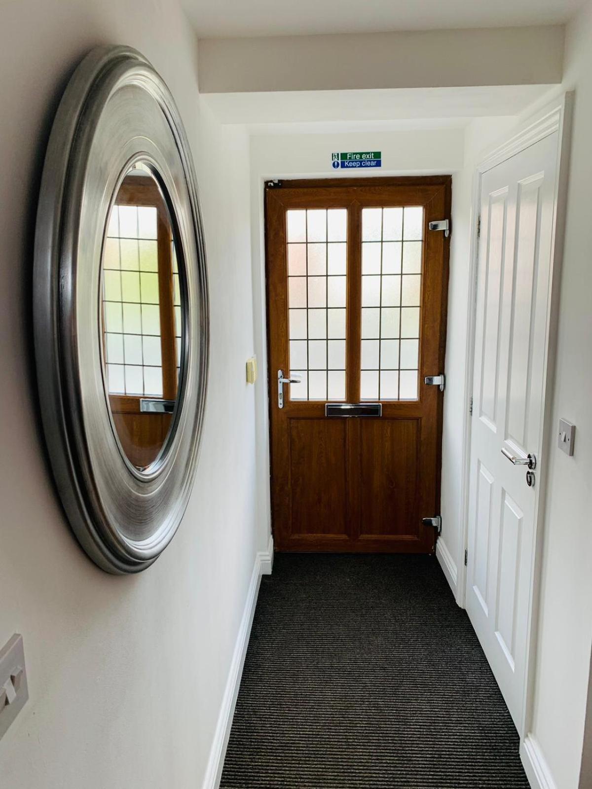 3Br House Ossett-Wakefield, Free Parking 3 Cars Wi Fi Long Stays Bagian luar foto