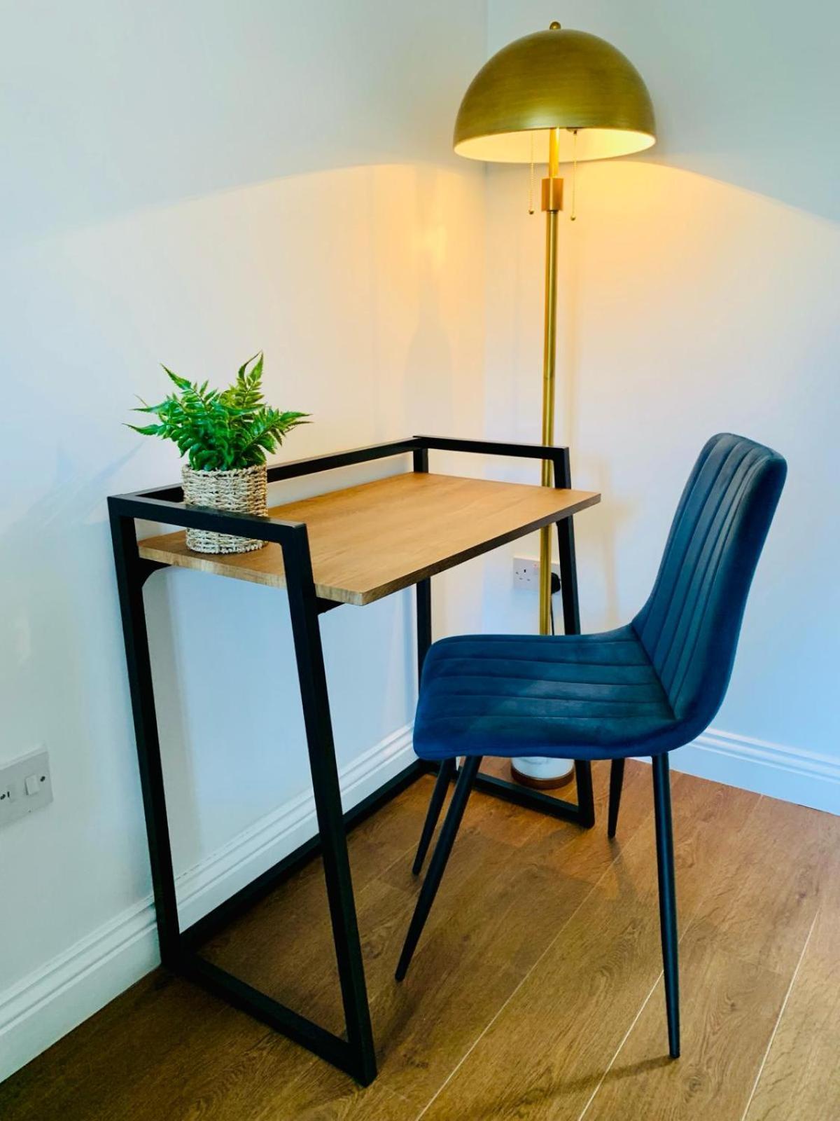 3Br House Ossett-Wakefield, Free Parking 3 Cars Wi Fi Long Stays Bagian luar foto